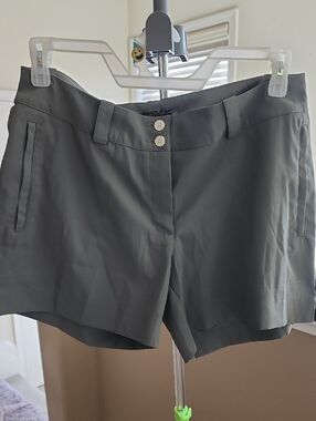 Nike Gray Women's Golf Bermuda Shorts. Dri Fit